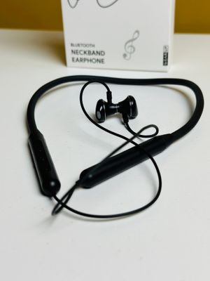 GearUP G9 Neckband Magnetic Metal Earphone With Good Quality Microphone_img_2