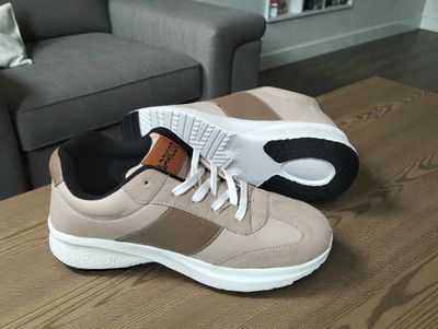 Premium Quality Sneaker (ADS-57)_img_3