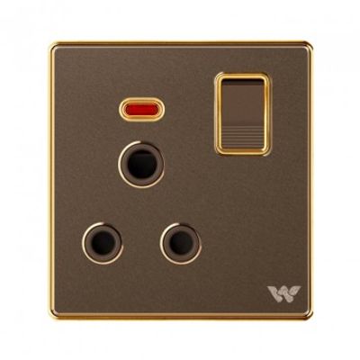 premio 3 PIN SOCKET WITH SWITCH_img_0
