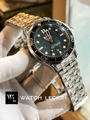 OMEGA SEAMASTER CHAIN BLACK DIAL_img_1
