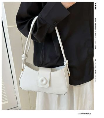 Beautiful Baguette Bag 👜🤎_img_5