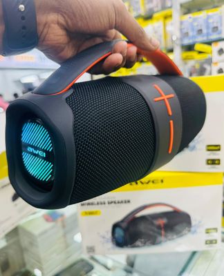 Awei Y887 Portable Bluetooth Outdoor Speaker With Balanced Bass_img_0
