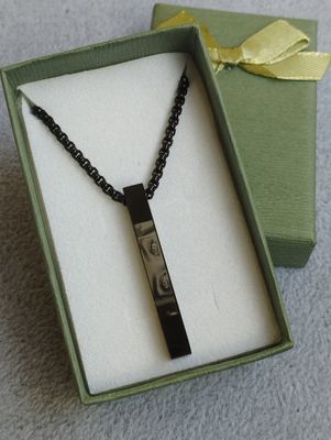 Vertical black pendant necklace - Black_img_0