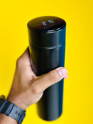SMART Digital LED Thermal Flask with Temperature Indicator Stainless Steel Flask_img_3