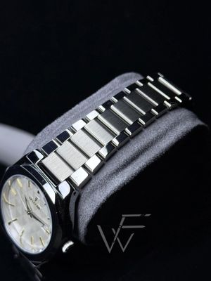 LV LEFAN Chromatic White Gold_img_2