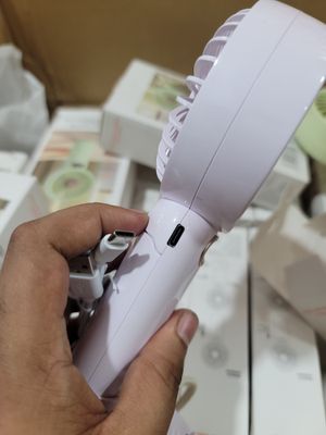 Portable Handheld Fan 5 Speeds 2400mAh MI Fang Digital Display Mini Pocket Fan Rechargeable 2.5W Powerful Wind Phone Holder Design Fans_img_2