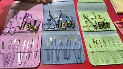 16 pieces manicure pedicure set_img_0