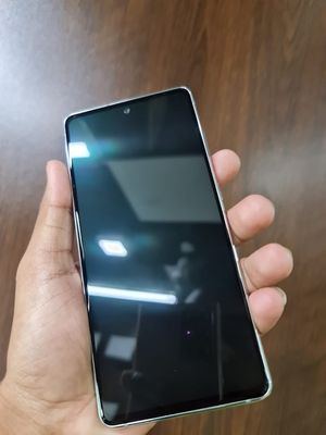 Samsung galaxy S 20 FE USE Version White Edition ( Pre-Owned)_img_2