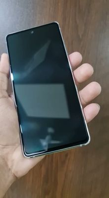 Samsung galaxy S 20 FE USE Version White Edition ( Pre-Owned)_img_6