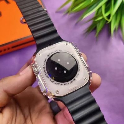 Y80 Ultra smartwatche 8+1 strap touchscreen and Bluetooth calling with 2.02" Display_img_4