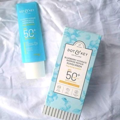 Dot & Key Blueberry Hydrate Barrier Repair Sunscreen SPF 50+ PA++++ (80gm)_img_1