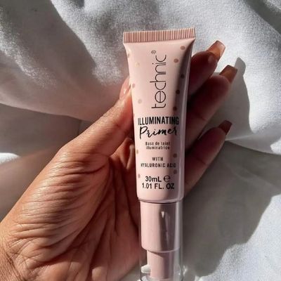 Technic illuminating primer with hyaluronic acid_img_2