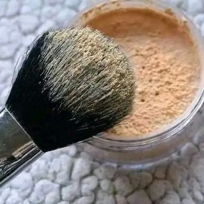W7 banana loss powder_img_3
