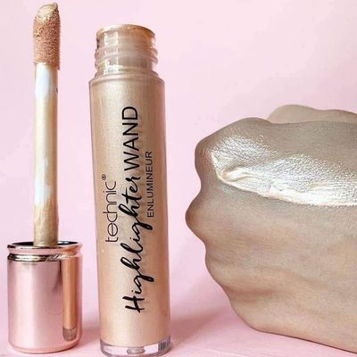 Technic Liquid Highlighter Wand Enlumineur_img_1