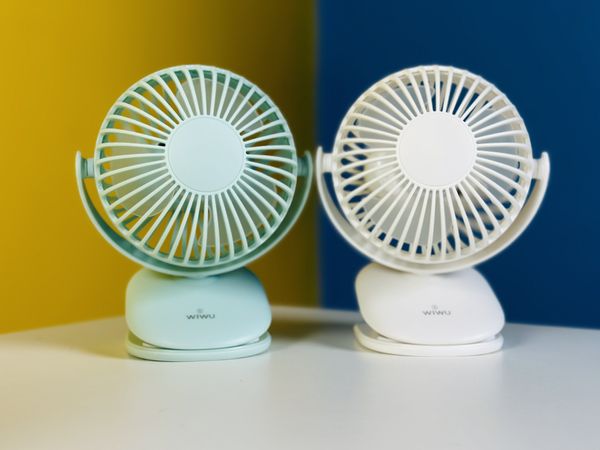 WiWu FS03 360 Degree Rotation Rechargeable Fan
