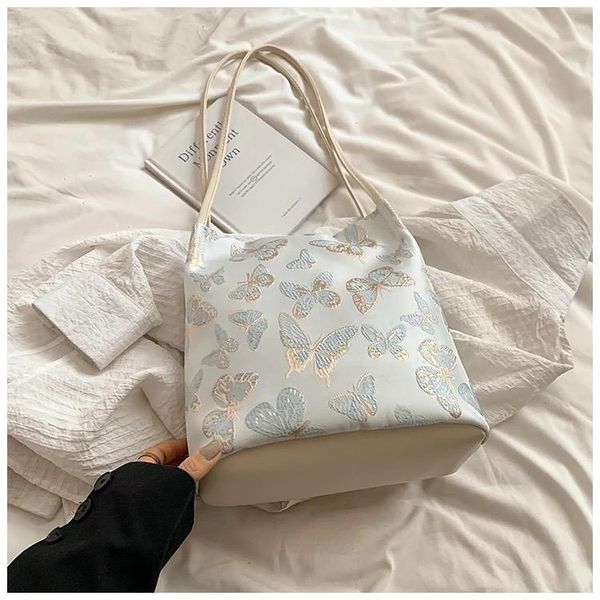 Flower Bucket BagSize: 26.5*18*14.5Material: Embroidery PUShape: Bucket 4 Exclusive DesignOrigin: Mainland China