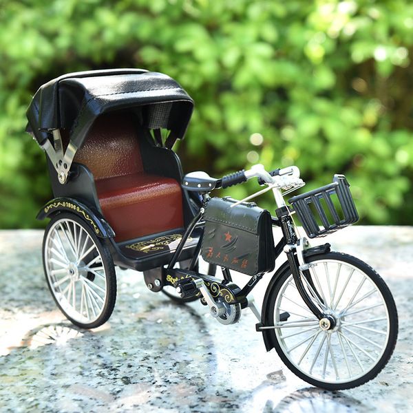 Classic Alloy Three-Wheel Rickshaw – Handmade Retro Tricycle Model for Collectors & Decorative Display