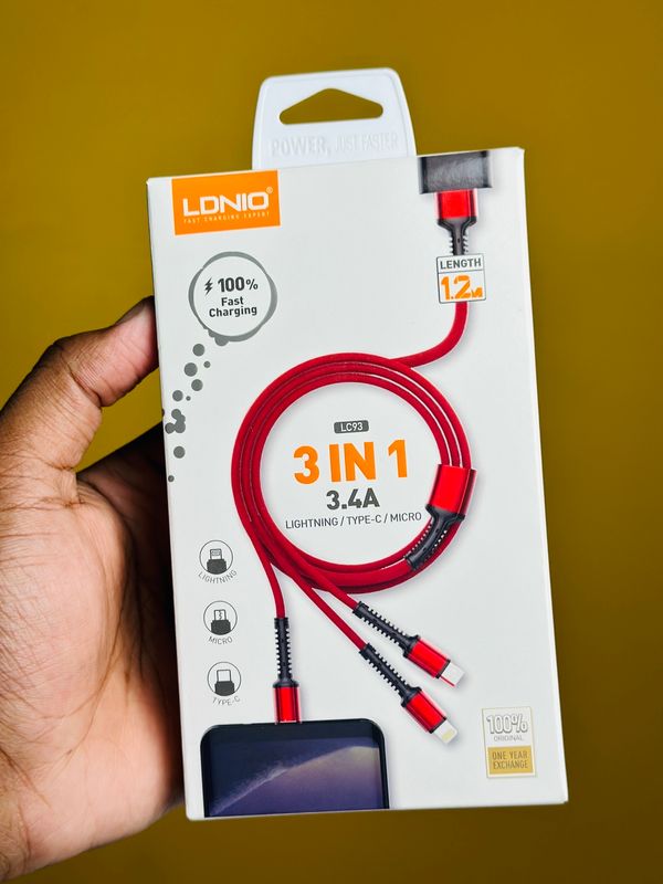 LDNIO LC93 3-In-1 3.4A Fast Charging Data Cable- Red Color - Image 2