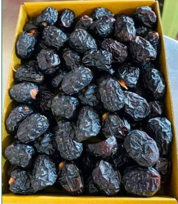 VIP Ajwa Dates-আজওয়া খেজুর