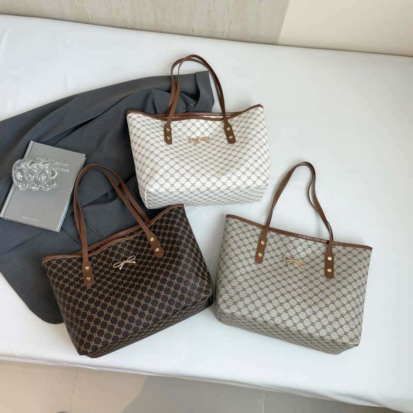 Large capacity luxury Tote hand bag👜