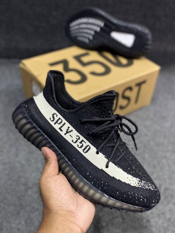 Yeezy Boost 350 V2 Core Black White