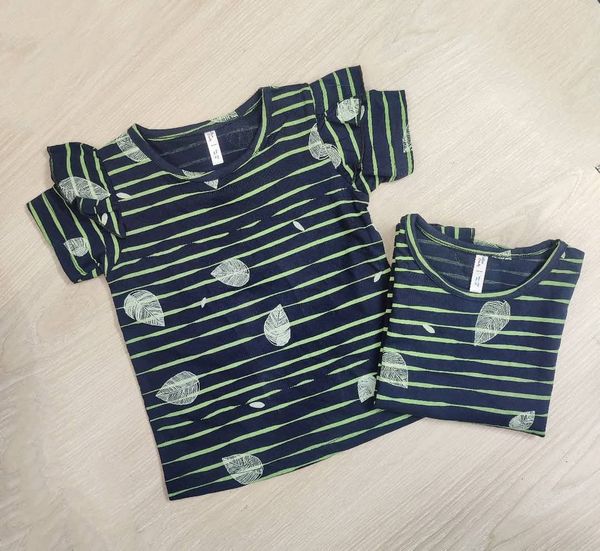 Girls Tshirt 2y