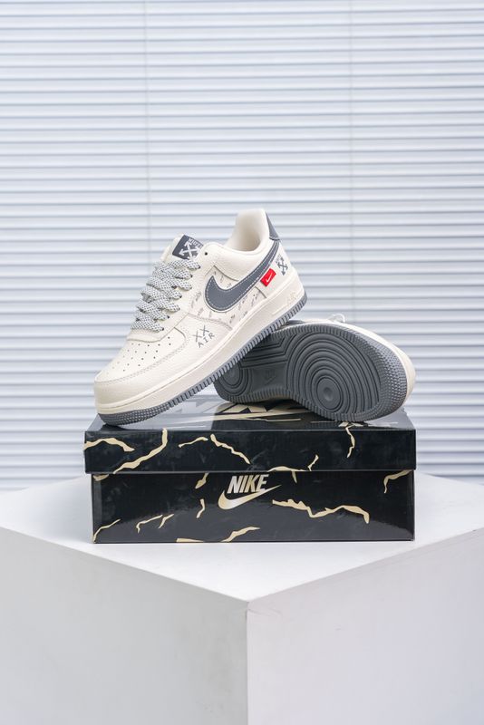 Nike Air Force 1 (1:1)