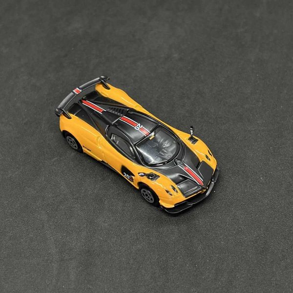 KMM 1/64 Pagani Huayra Yellow Diecast Model Car