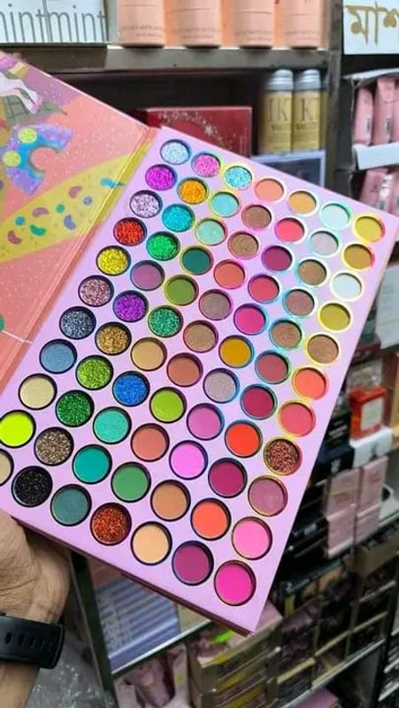 billy 77 colour eyeshadow palette