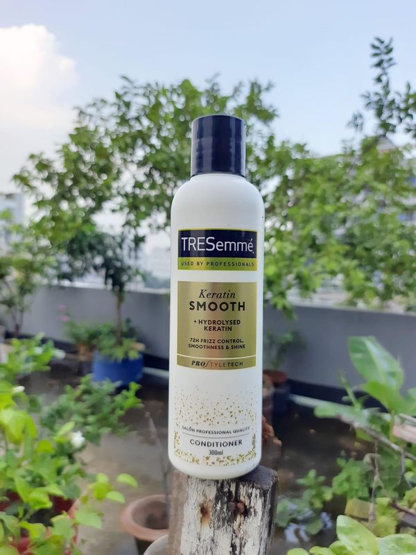 Tresemme keratin smooth conditioner (UK)
