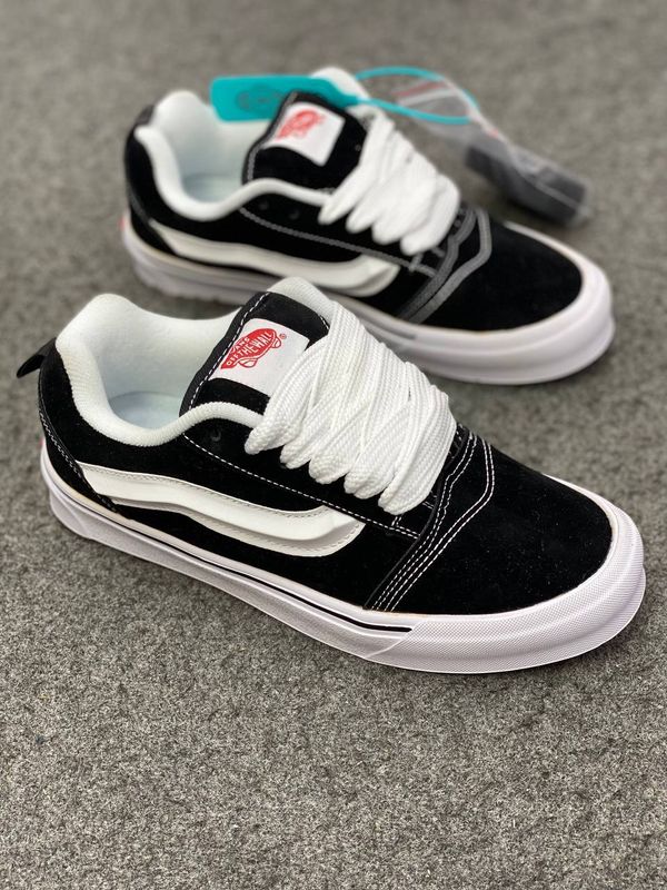 Vans Knu Skool Suede Shoe