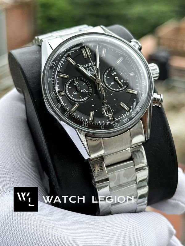 TAG CARRERA SWEEP BLACK DIAL CHRONO