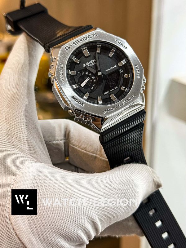 GSHOCK GM 2100 SILVER METAL BODY BLACK DIAL