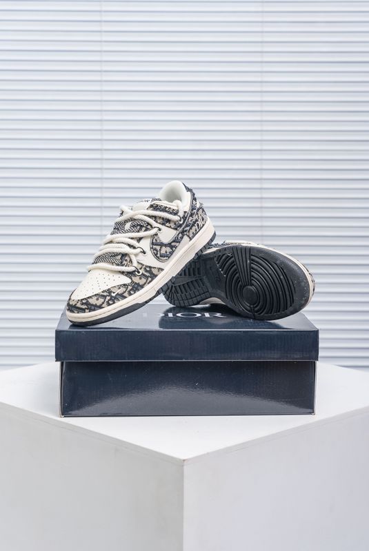 Louis Vuitton x Nike Dunk Low (1:1)
