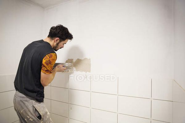 Tile fitter labour