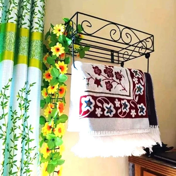 পবিত্র কোরআন শরীফ ও জায়নামাজ রাখার স্ট্যান্ড