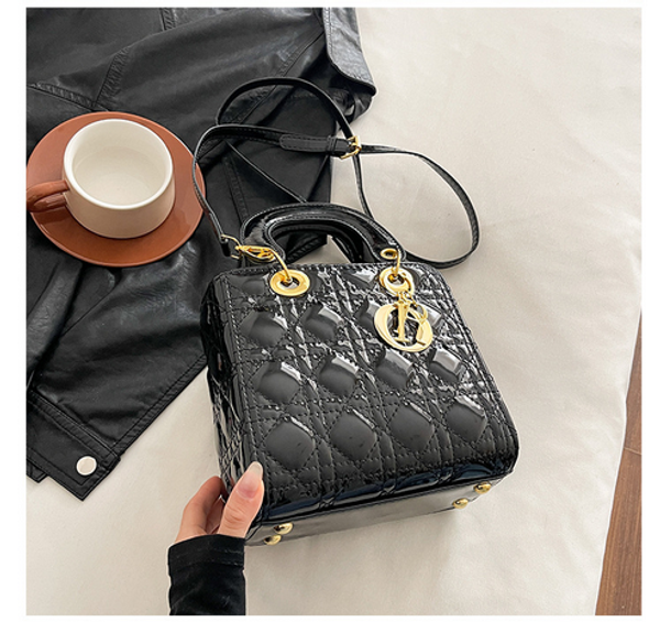 Dioré Charm