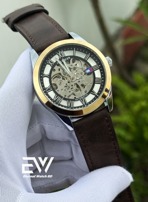 HILFIGER AUTOMATIC BROWN BELT GOLD BEZEL SILVER CASE