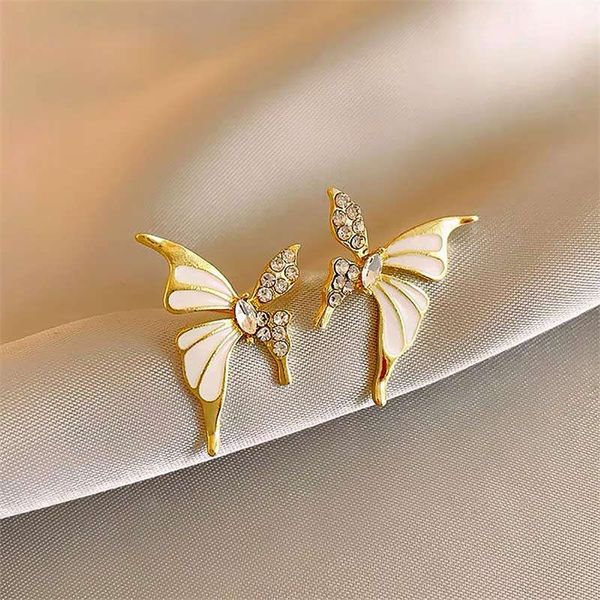 White colour cristal stud  butterfly earrings