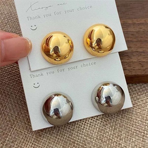 Glossy Parl earrings Colours💛Golden🤍Silver🖤Black