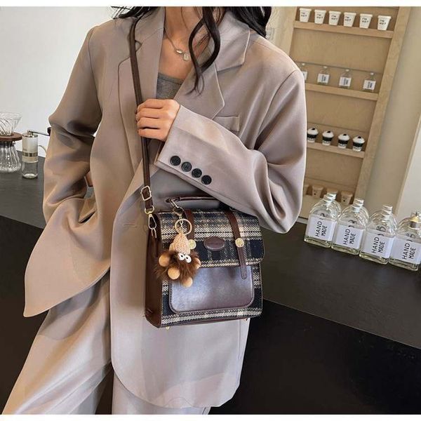 British style - casual backpack for women Available in stock. Materials: PU Leather, Cotton Embroidery