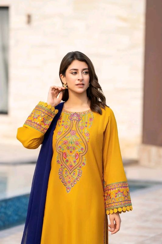 Sequence Embroidery Three Piece