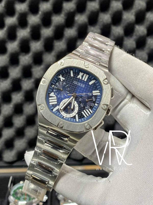 Guess Men's GW0572G1