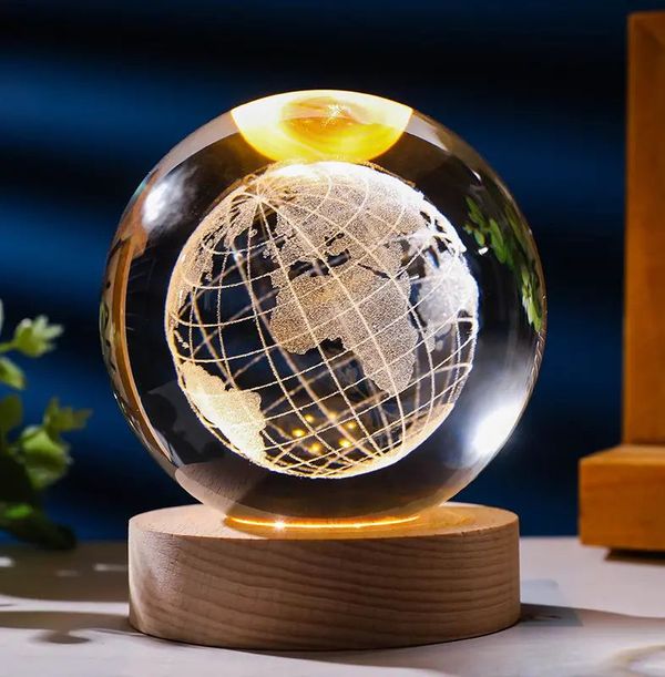 7 Color Changing LED 3D Crystal Ball .