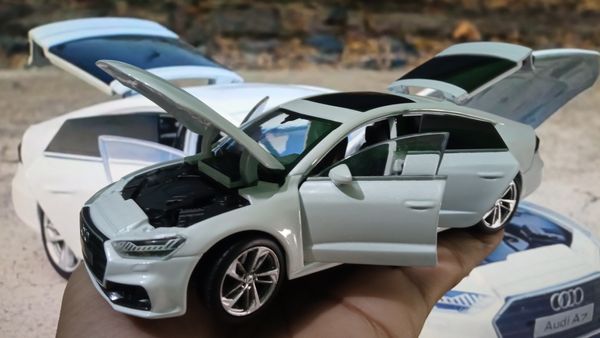 1:32 Die-Cast Model Audi A7