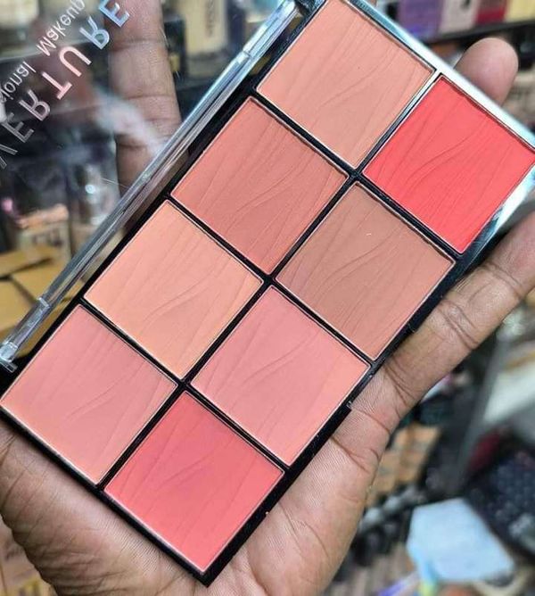 8 colour square shape blush