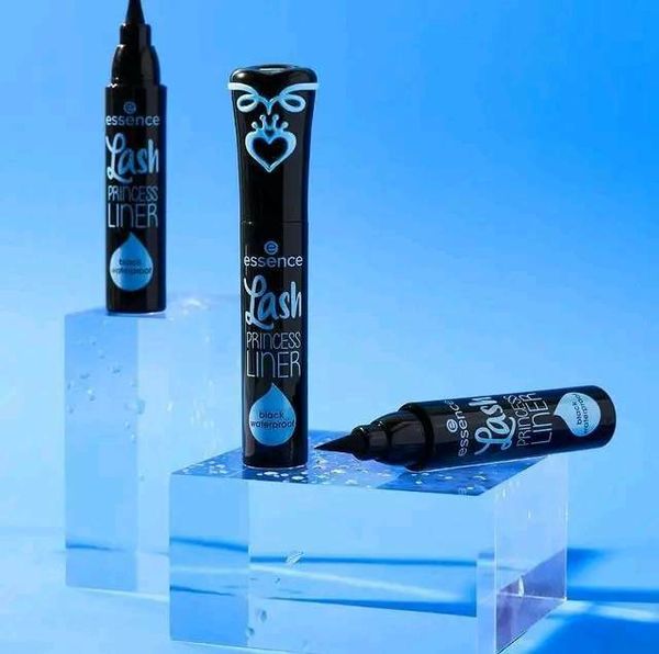 Eccsece lash princess false lash effect eyeliner