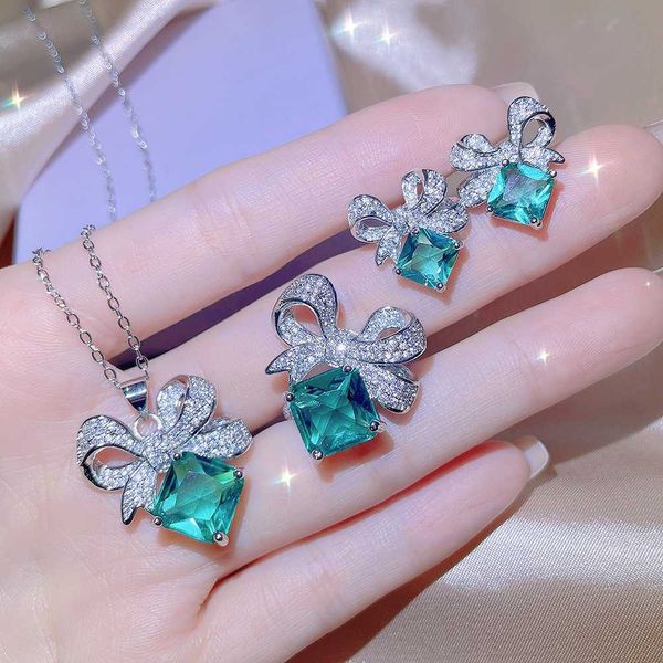 Green Stone Bow Jewellery Set