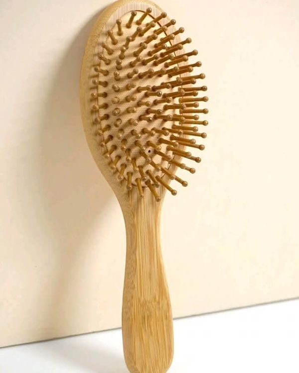 Wooden hair Brush round Shape
