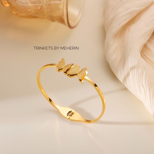 Double butterfly cuff - Image 1